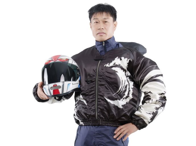 그의 발걸음이 경정의 역사…김종민, 사상 첫 통산 600승 고지 등극