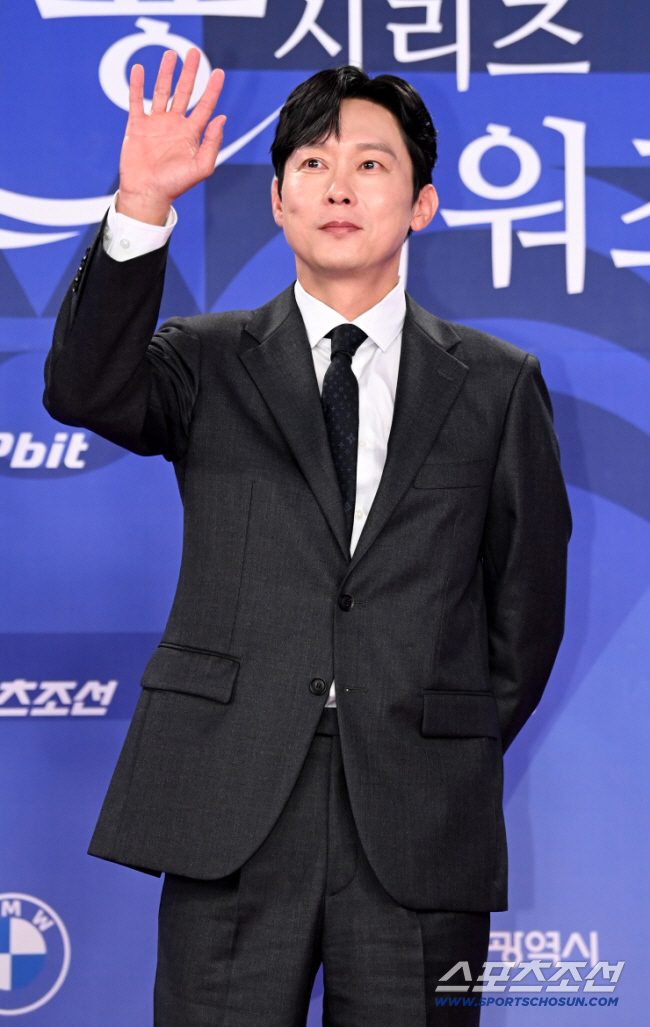 [공식] 박병은, 김혜수와 한식구됐다..호두앤유엔터와 전속계약 체결