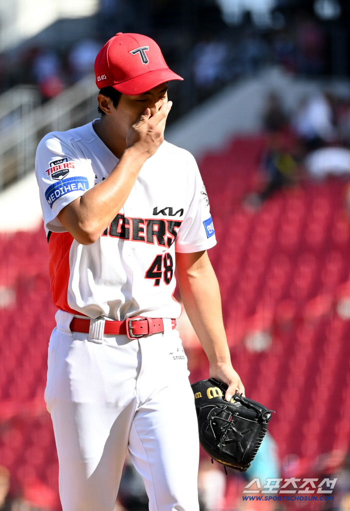 "망했으니까" ERA 7.94 본인도 믿지 못한 부진, 오키나와행 자처하며 의지 보였다