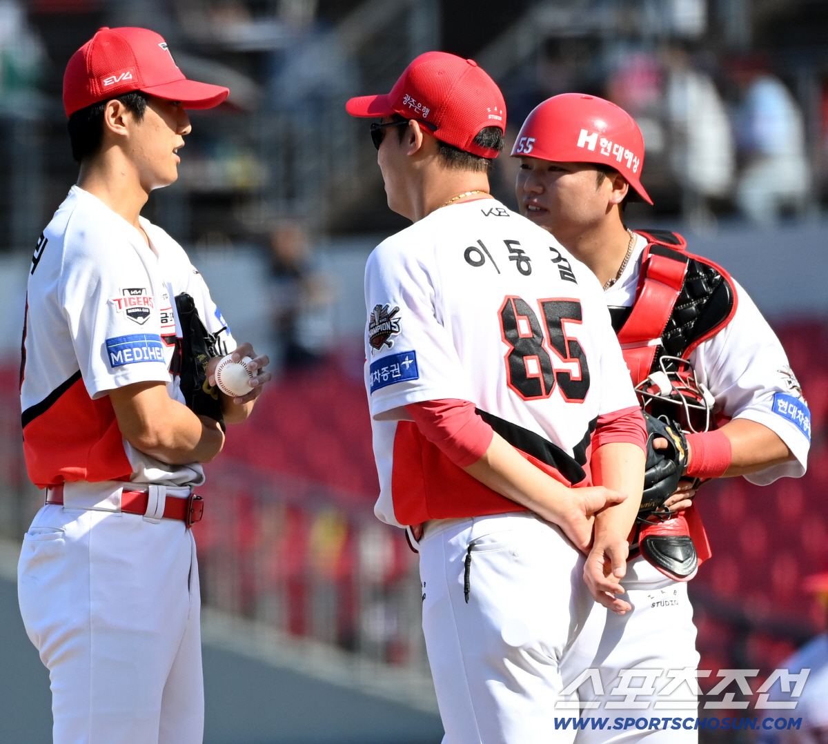 "망했으니까" ERA 7.94 본인도 믿지 못한 부진, 오키나와행 자처하…