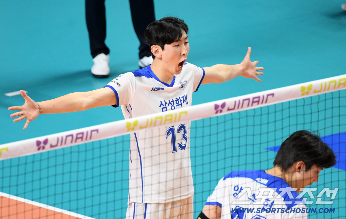 [포토] 김준우 '환호'