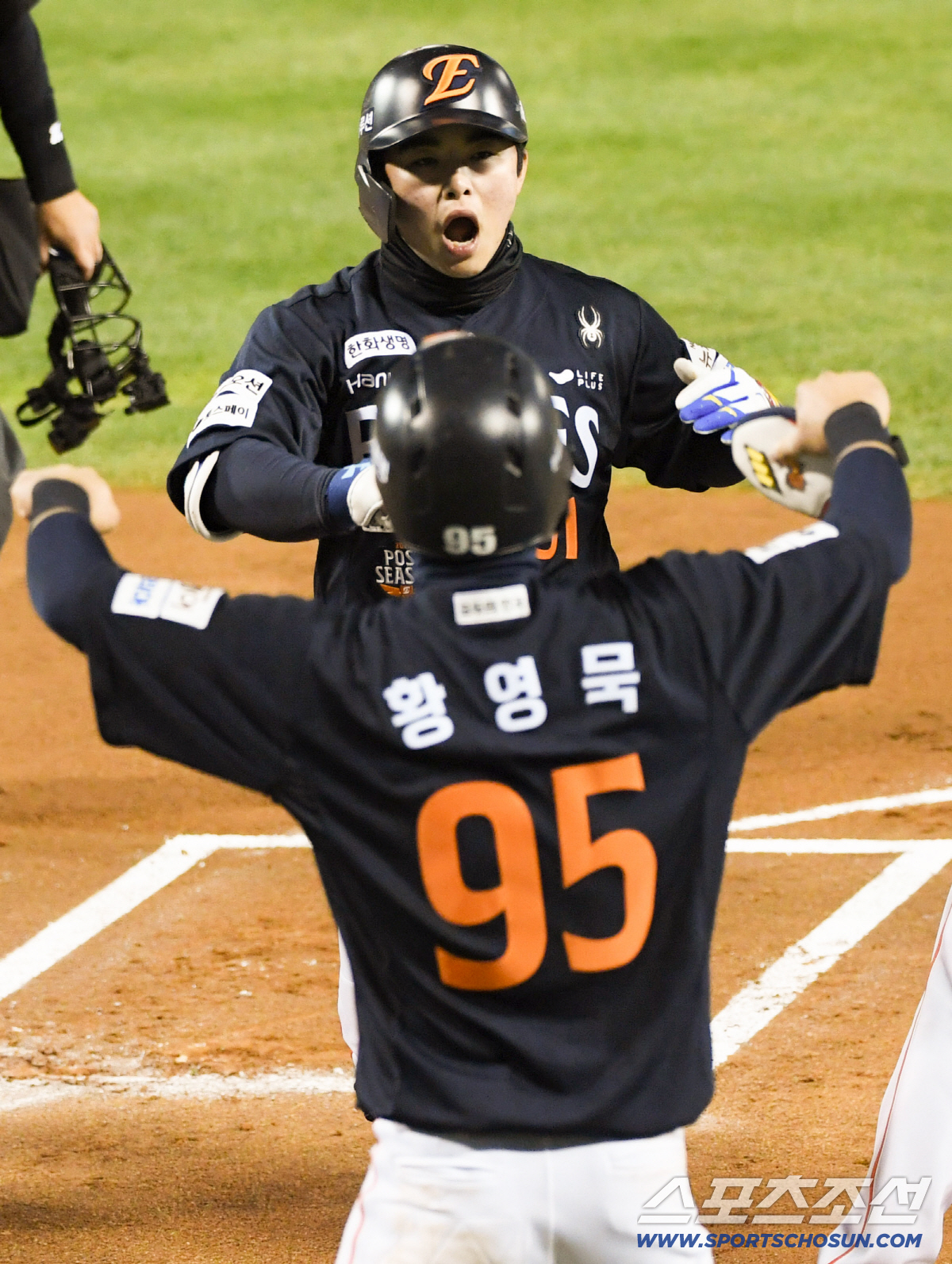 '오늘은 됐다 싶었는데' 1회 포효하던 손아섭과 노시환의 기쁨은 오래가지…