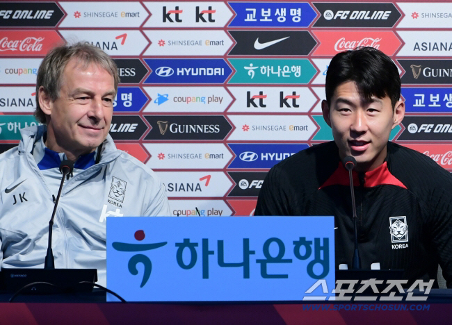 손흥민 망친 '韓 역사상 최악의 감독' 충격 근황...홍명보호와 '정면충…