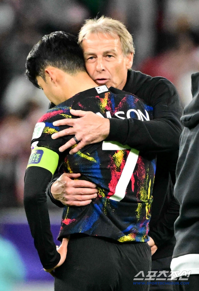 손흥민 망친 '韓 역사상 최악의 감독' 충격 근황...홍명보호와 '정면충…