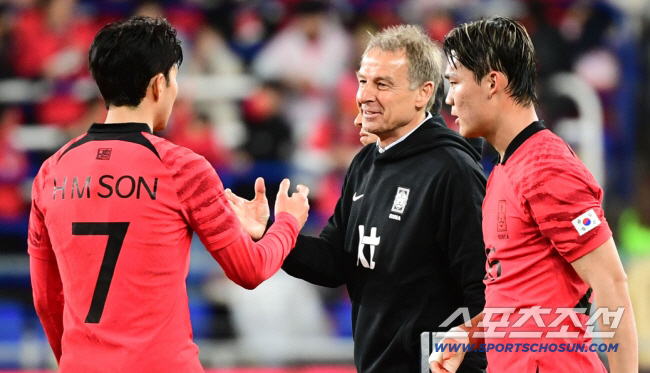 손흥민 망친 '韓 역사상 최악의 감독' 충격 근황...홍명보호와 '정면충…