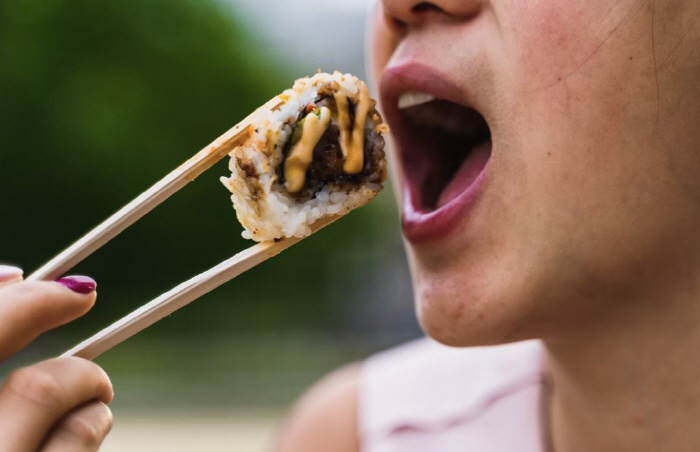 [SC 건강칼럼] "먹어도 먹어도 멈출 수가 없다"…음식 중독, 의지 문…