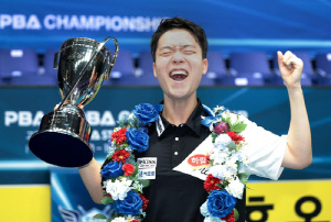 '18세' 김영원, '스페인 전설' 산체스 꺾고 프로당구 통산 2승째