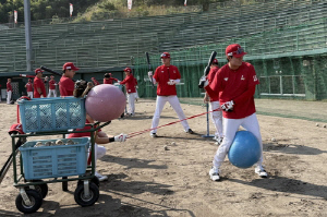 프로야구 SSG, 가고시마서 오전 수비·오후 타격 훈련 매진