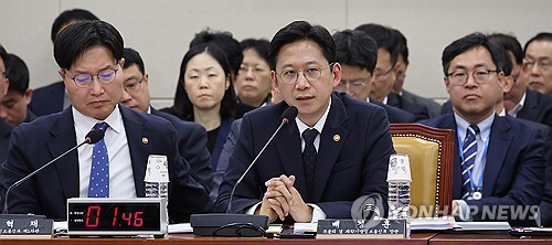 과기부총리 "AI컴퓨팅센터 민간의견 들어…AX·연구소 지역고려"