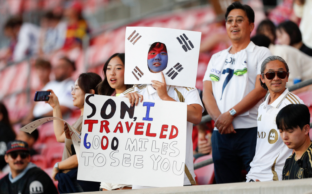 "어딜 가든 보인다" 한국 찾은 LA관광청장 놀란 '손흥민 파워'……계산…