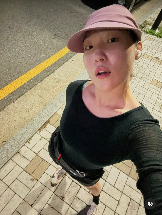 이은지, 9kg 감량 ‘운동 여신’ 등극…러닝으로 완성한 완벽 몸매 ‘깜…