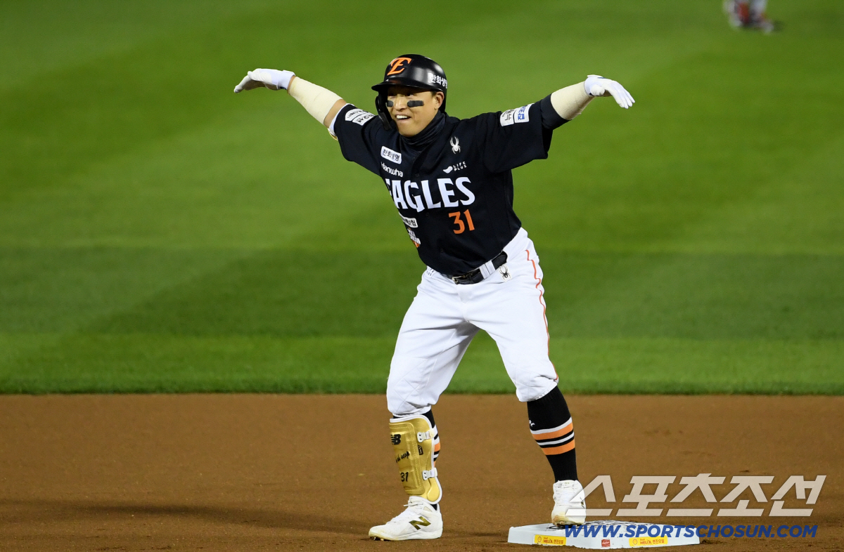 3차전 앞둔 한화, '필승 미팅' 왜 안 했나 → 우승청부사가 밝힌 이유…