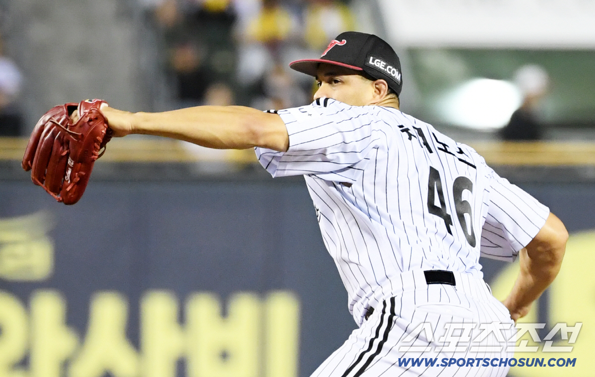 팬들에게 엄지척한 이유가 있었네. 염갈량 드디어 4차전 선발 공개 "치리…