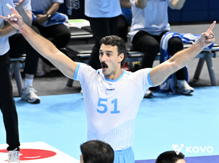 "양해 아닌 통보" 20만원 제재금으로 끝난 '불법 유니폼 파동', 한국전력은 여전히 찝찝하다