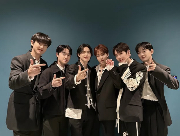 [공식] SM "첸백시, 엑소-팬들에 준 상처 커…요구 전면수용 왜곡 발…