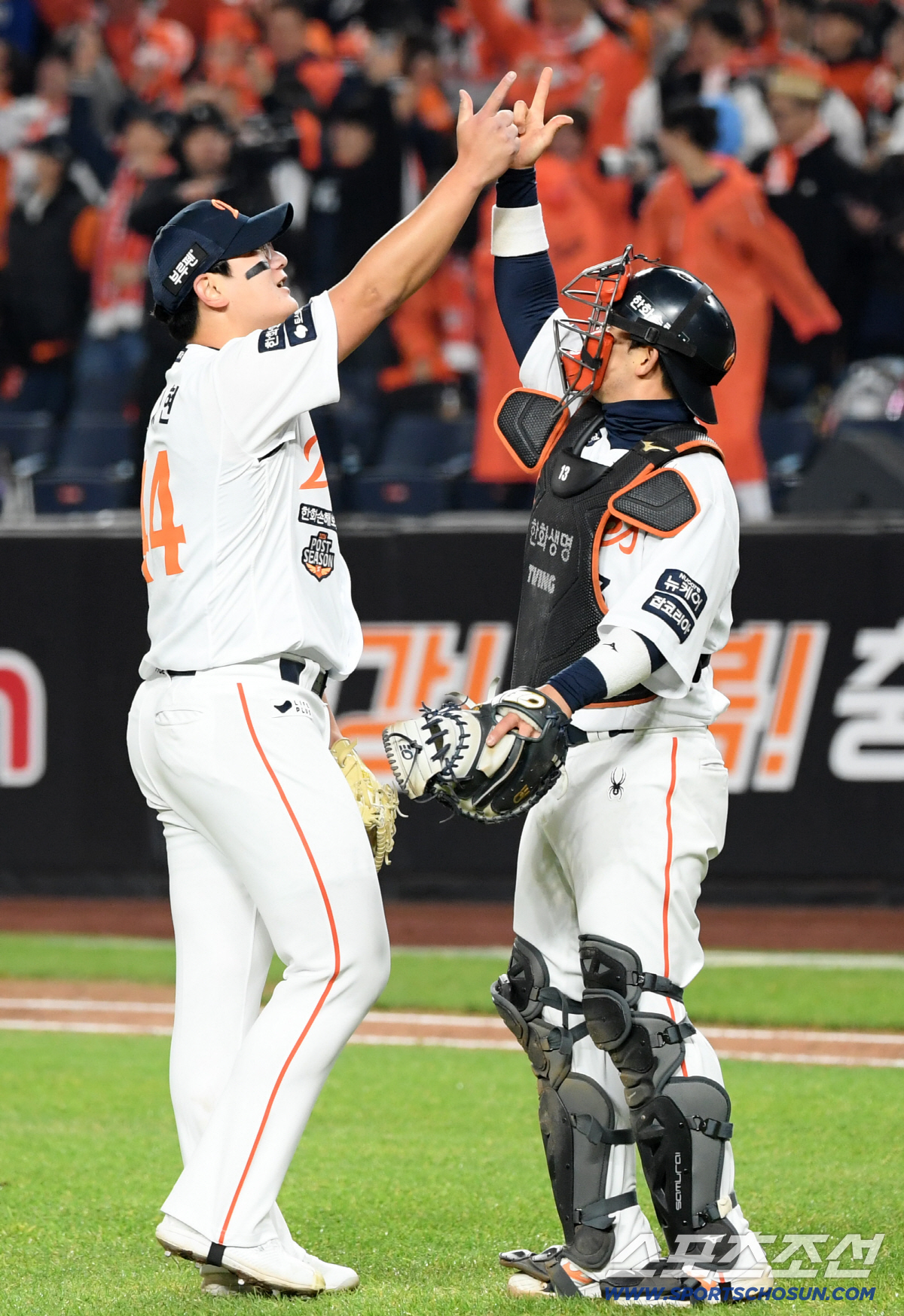 이렇게 극적일 수 있나. 우승 내준 홈런→PO 1차전 9회 홈런→PO 4…