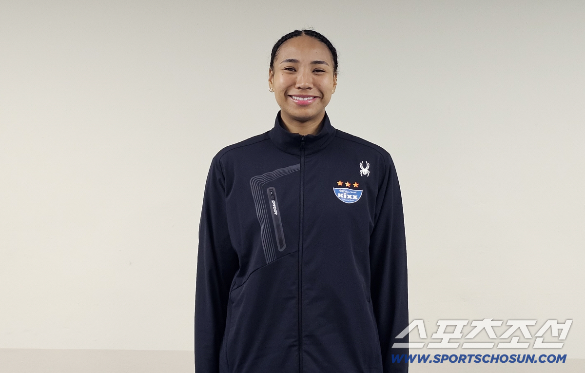 "연경 언니가 상대팀? 생각만 해도 싫다" 돌아온 레이나, 달라진 V리그…