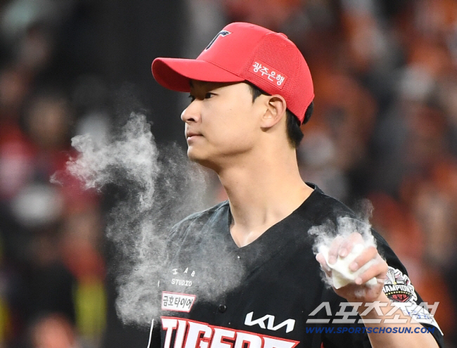 '충격 9위' KIA의 묘수되나, 亞쿼터 수준 꽤 괜찮네?…"필승조 할 …