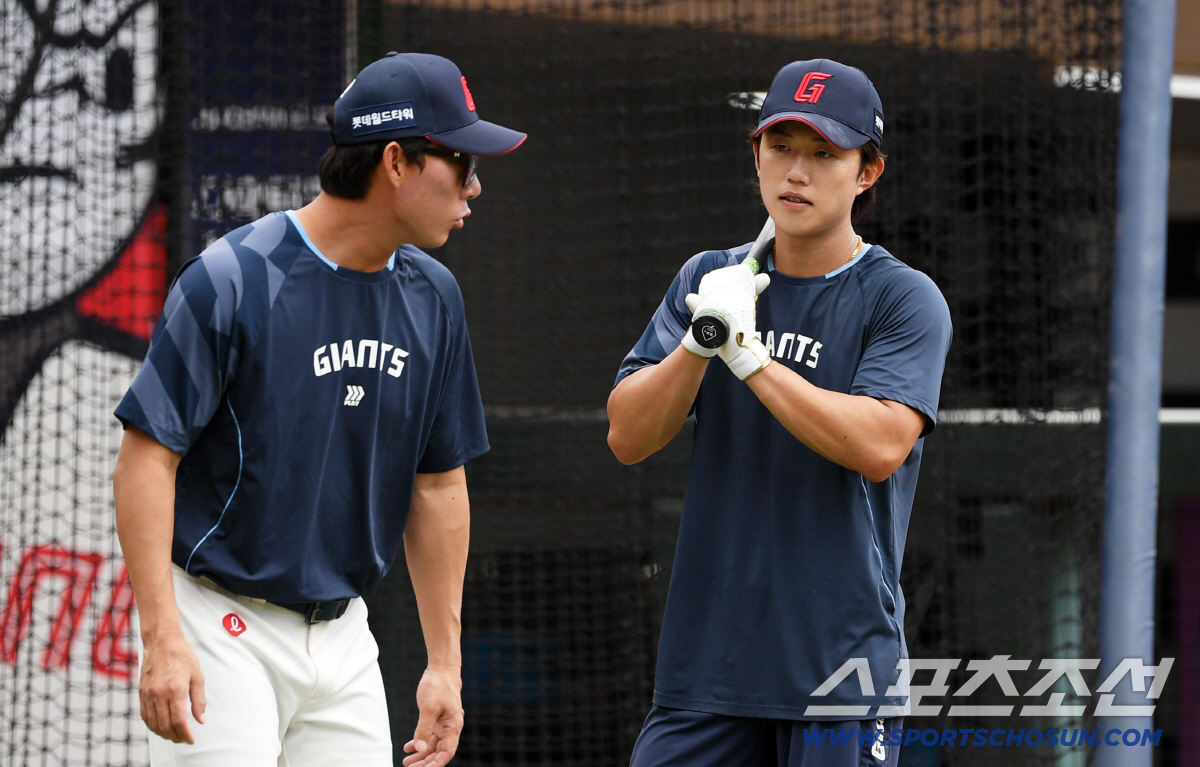 '역대급 유출 → 영입 첩보전' 선수 FA보다 코치 이적 시장이 더 흥미…