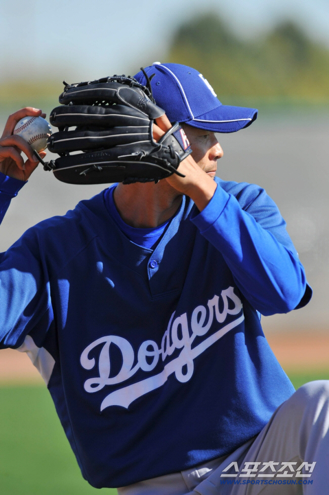 엘롯기에 미국까지 도전한 '풍운아', 독립구단 사령탑 변신 "포기하지 않…