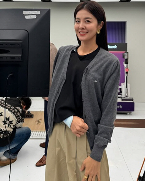 '♥정조국 기러기' 김성은, 안타까운 소식 전했다..팔 부상에도 촬영 강…