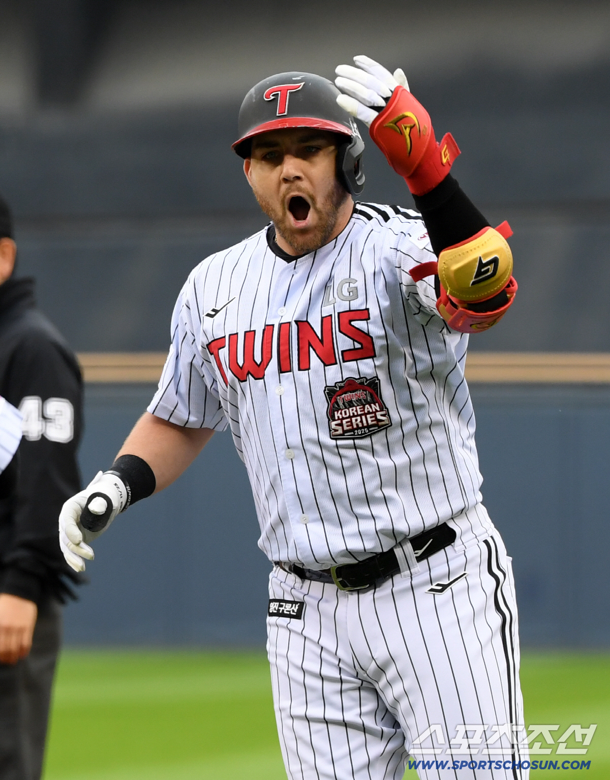 염갈량 게이지 고장났나... 3차전까지 유일한 무안타 굴욕. '효자' 외…