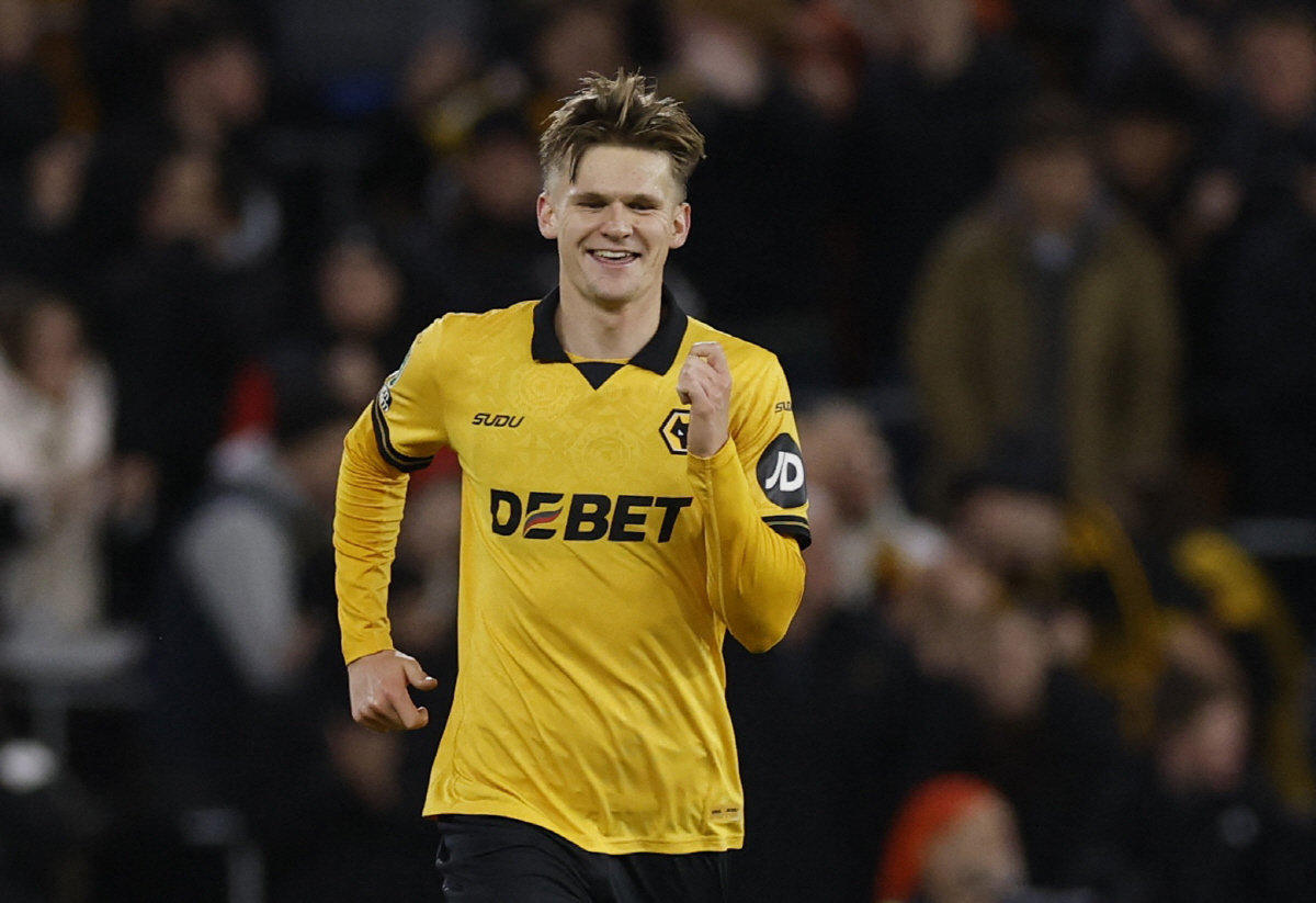 '0-3→2-3→2-4→3-4' 황희찬 첫 도움, BBC도 인정 "울버햄…