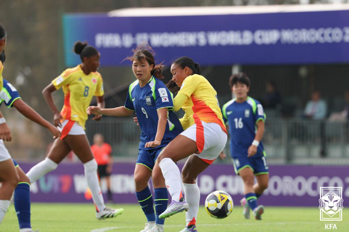 북한 축구 강하다, 일본도 강하다…U-17 여자월드컵 8강 '북일전쟁' …