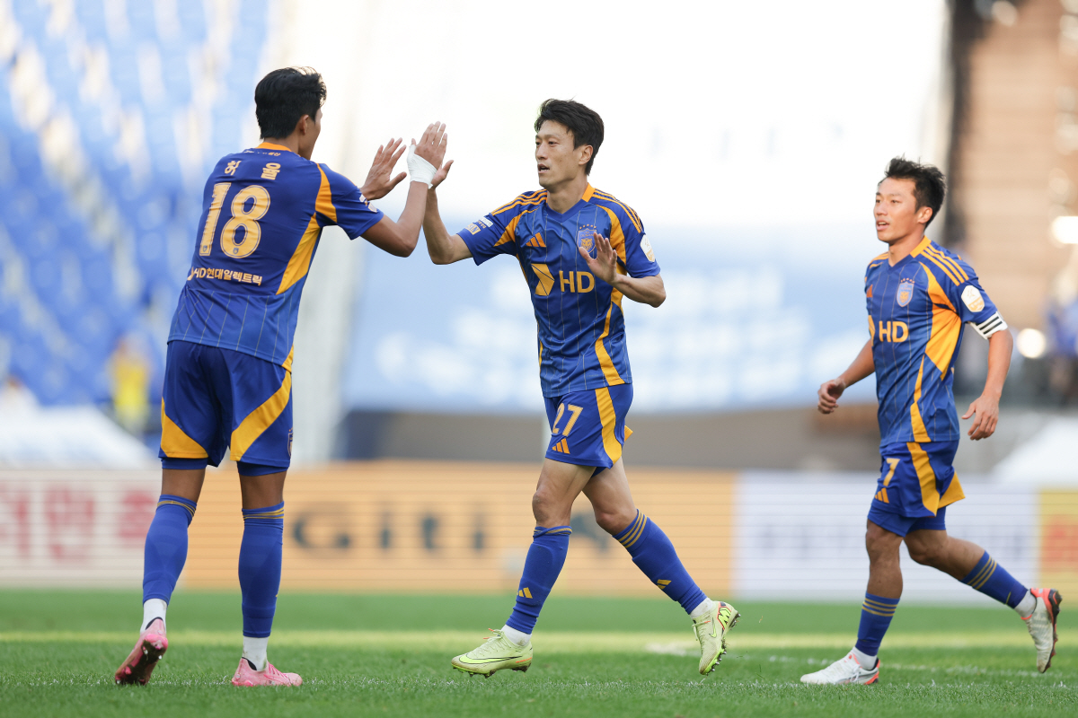 '추가시간 사나이' 이청용 이어 'MVP급' 이동경 장착, 안양 원정길 …