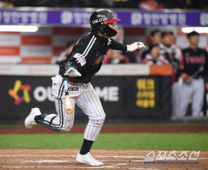 끝내 노출된 1위팀 최대약점. 결국 믿을 건 선발과 타격. 