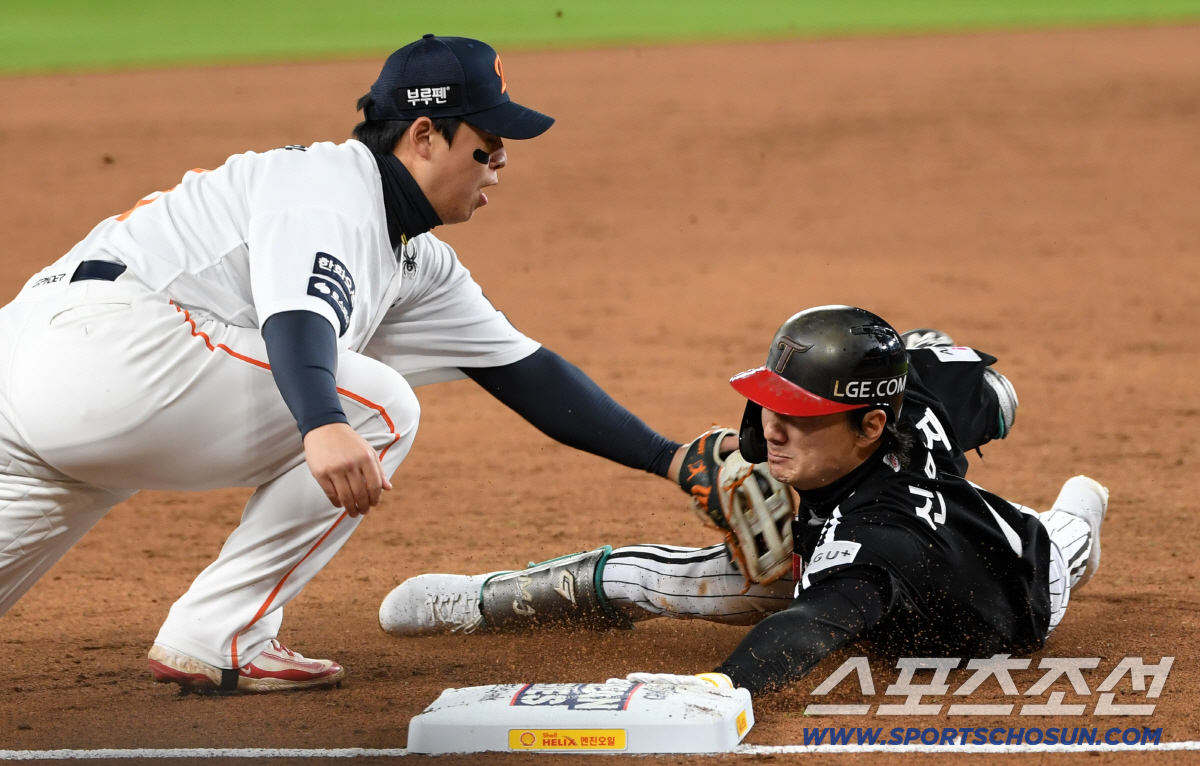 끝내 노출된 1위팀 최대약점. 결국 믿을 건 선발과 타격. "우린 타격의…