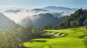 '4개 골프장 90개 홀' 리조트, 전용라운지...통합형 프리미엄 멤버십 '아너스클럽', 쇼골프 통해 회원 모집[골프소식]