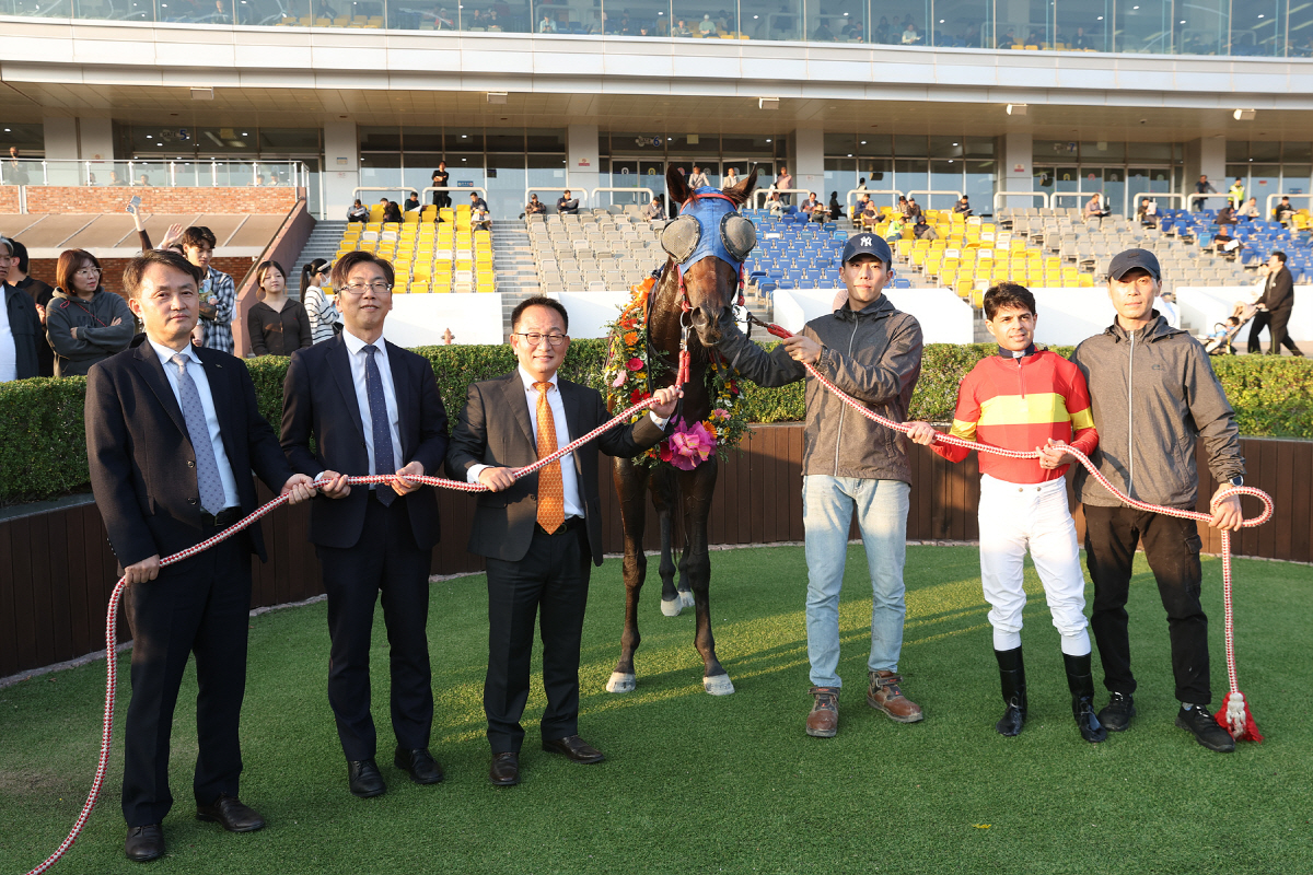 '가파른 성장세' 문학보이, 세대 교체 신호탄?