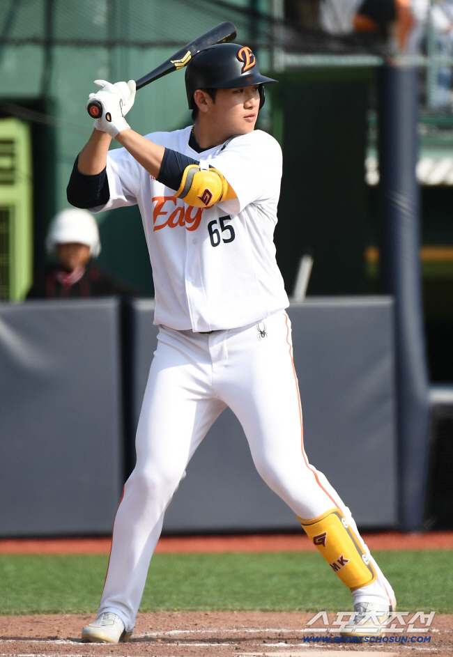 19년 만에 KS 승리에 취하지 않는다…미래 자원 키운다! 내야수 3명 …