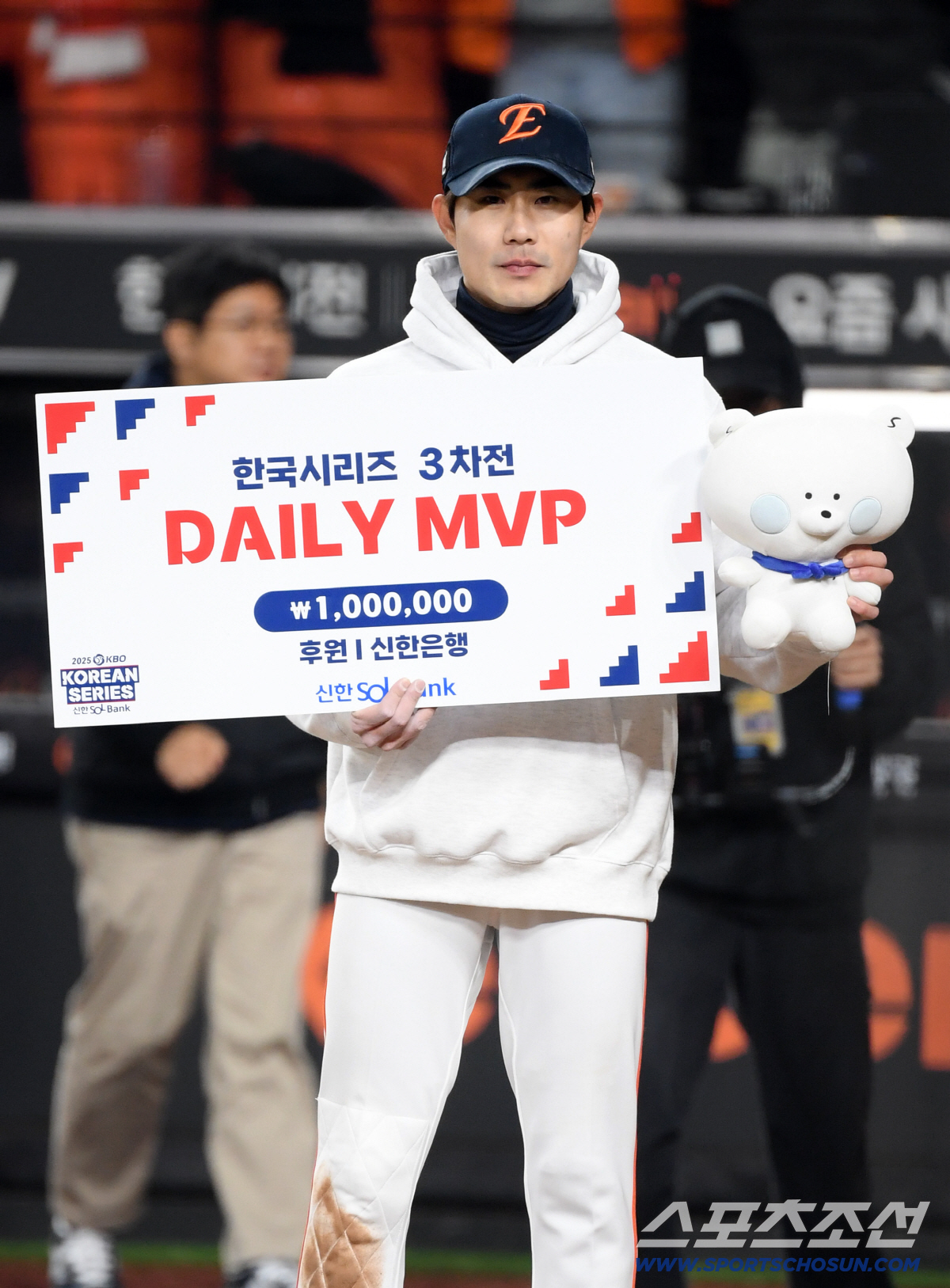 50억 FA 가치 알린 결승타, 기세 잇는다…선발 전격 복귀→하주석과 키…