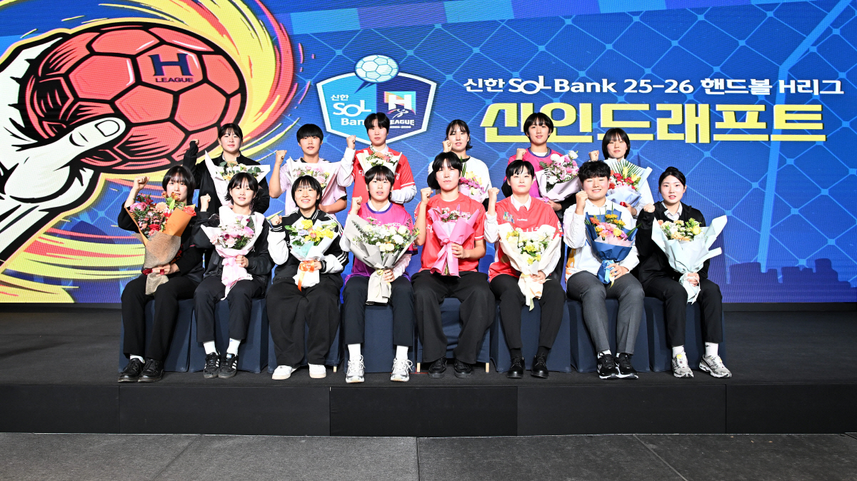 "다시 코트로!" 男 11연속 우승 도전 '타도 두산'→女 '류은희 합류…