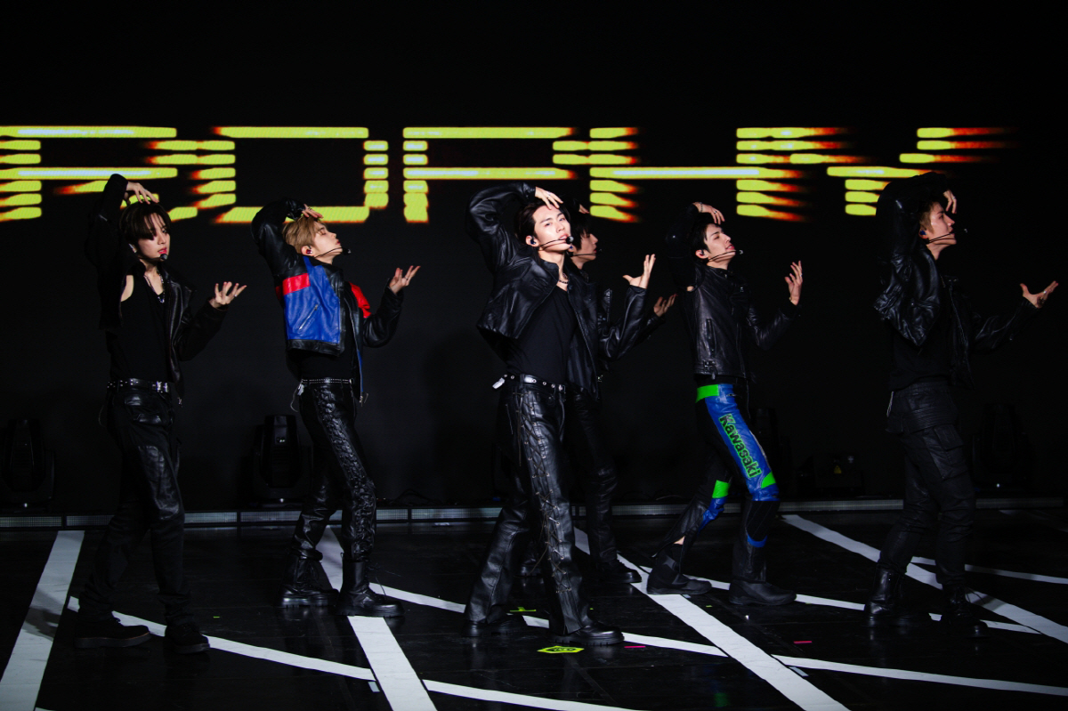 [SC현장]"언젠가 그래미 트로피도"…82메이저, 트로피 들어 올릴 '트…