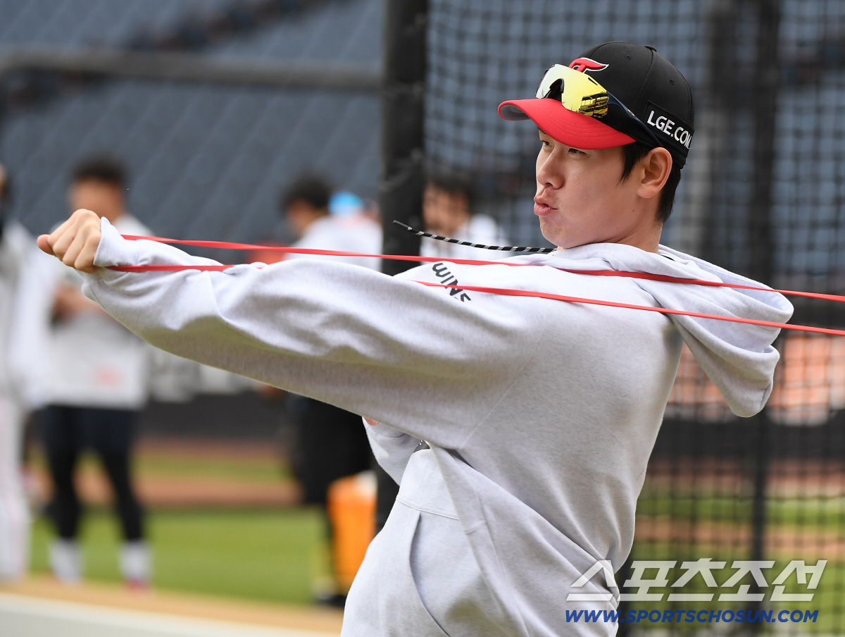 [포토] 홍창기 '강펀치 기대해'