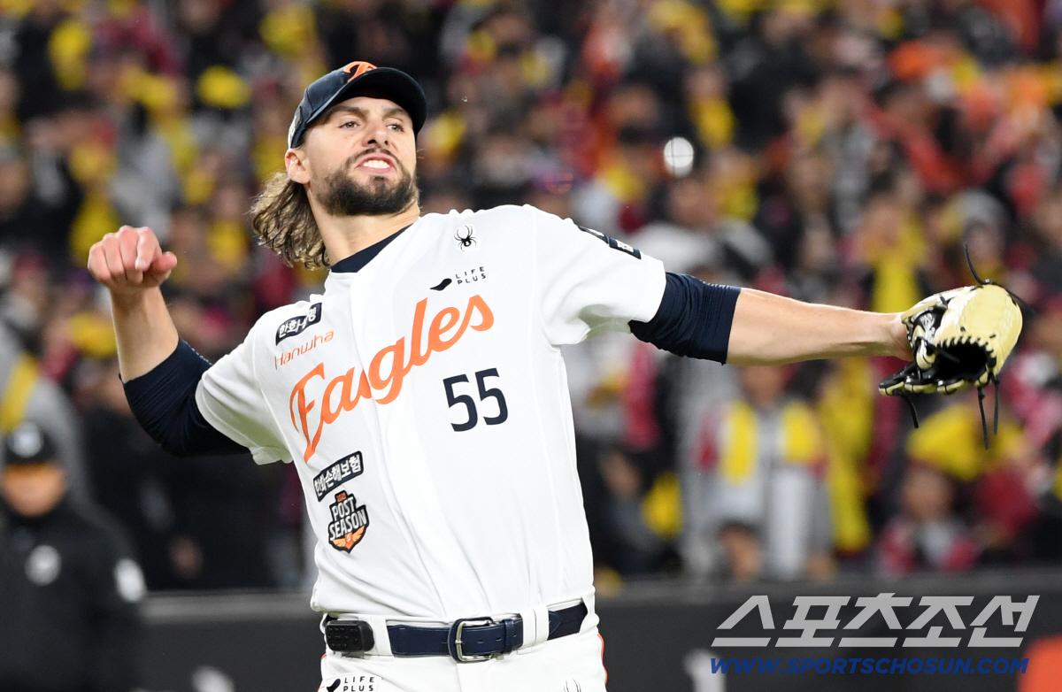 '대전 예수' 기적이 시작됐다…106구에도 등판→KK 괴력! "더 던지겠…