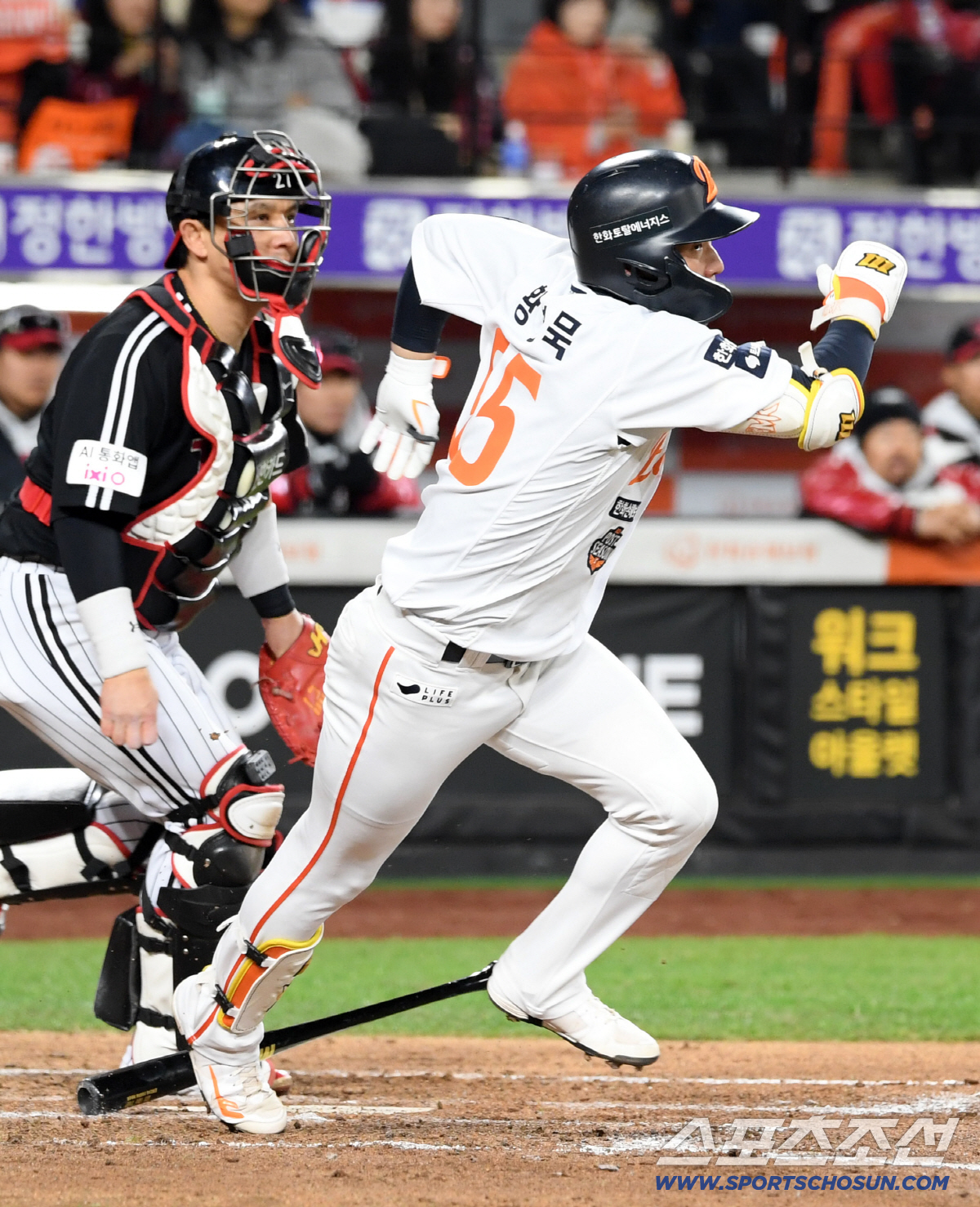 '메가 트윈스포 미쳤다' 9회 박동원 투런포→김현수 역전타→문보경 2루타…