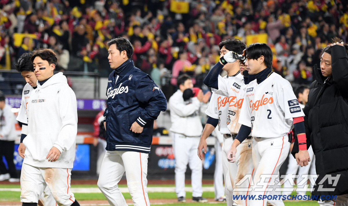 [포토] 충격에 빠진 한화 이글스