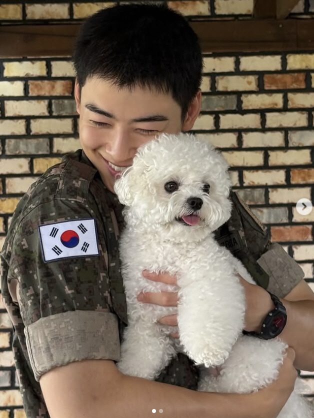 차은우, 경주에 떴다! APEC 지원 나선 ‘국보급 조각 군인’