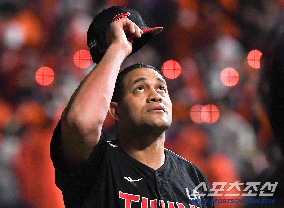 2차전 선발을 볼 뻔했다니... 염갈량이 밝힌 치리노스 비하인드. "임찬…