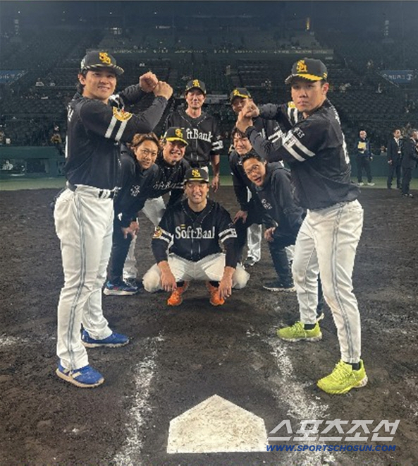 1차전 내주고 승승승승…소프트뱅크 5년 만에 재팬시리즈 우승, 연장 11…