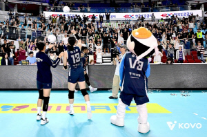 '김연경 은퇴'에도 프로배구 여자부 관중 소폭 증가한 까닭은