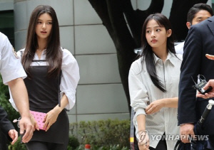 [특징주] '뉴진스, 어도어 전속계약 유효' 판결에 하이브 신고가