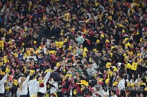 LG-한화 한국시리즈 4차전, 올해 PS 두 번째로 시청률 10% 돌파