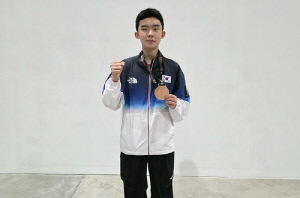 14세 '탁구 천재' 이승수, 아시아청소년대회 단식 동메달