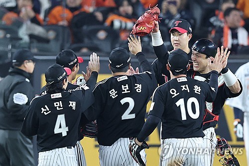 프로야구 LG 한국시리즈 5차전 라인업, 4차전과 동일