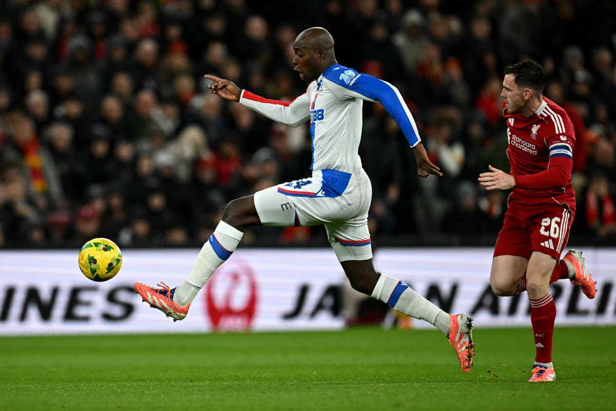 "주전 다빼고 팰리스전 참패" 리버풀 7경기 6패X카라바오컵 탈락→슬롯 …